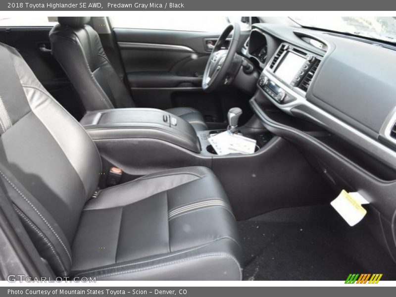 Predawn Gray Mica / Black 2018 Toyota Highlander SE AWD