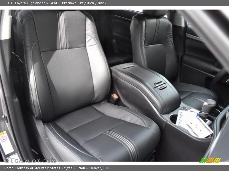 Predawn Gray Mica / Black 2018 Toyota Highlander SE AWD