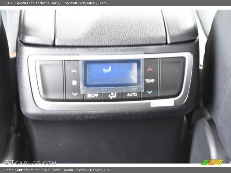 Predawn Gray Mica / Black 2018 Toyota Highlander SE AWD