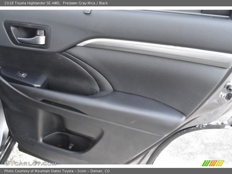 Predawn Gray Mica / Black 2018 Toyota Highlander SE AWD