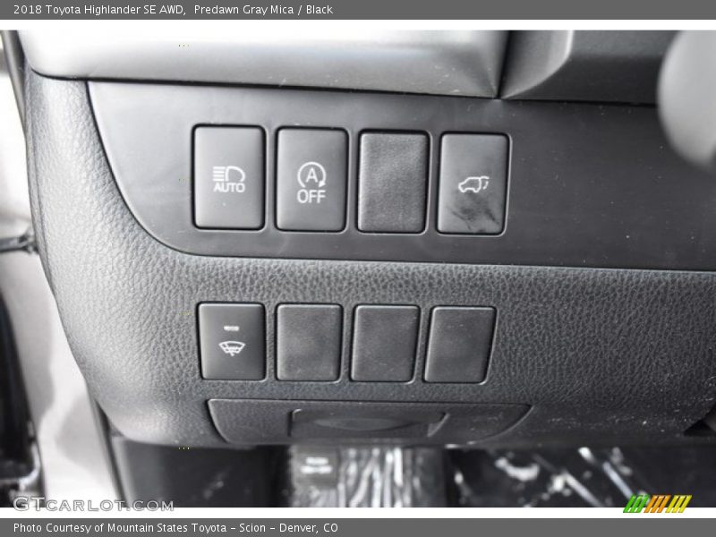 Predawn Gray Mica / Black 2018 Toyota Highlander SE AWD