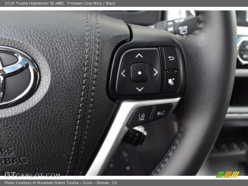 Predawn Gray Mica / Black 2018 Toyota Highlander SE AWD