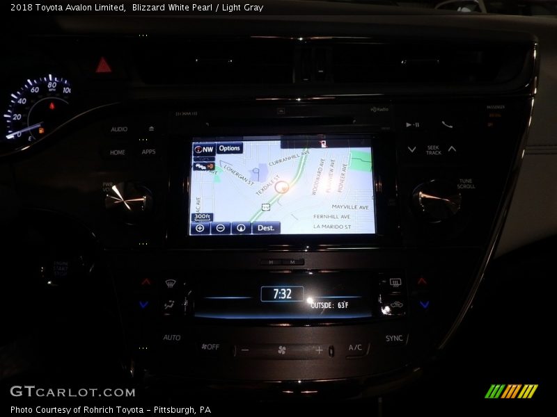 Blizzard White Pearl / Light Gray 2018 Toyota Avalon Limited