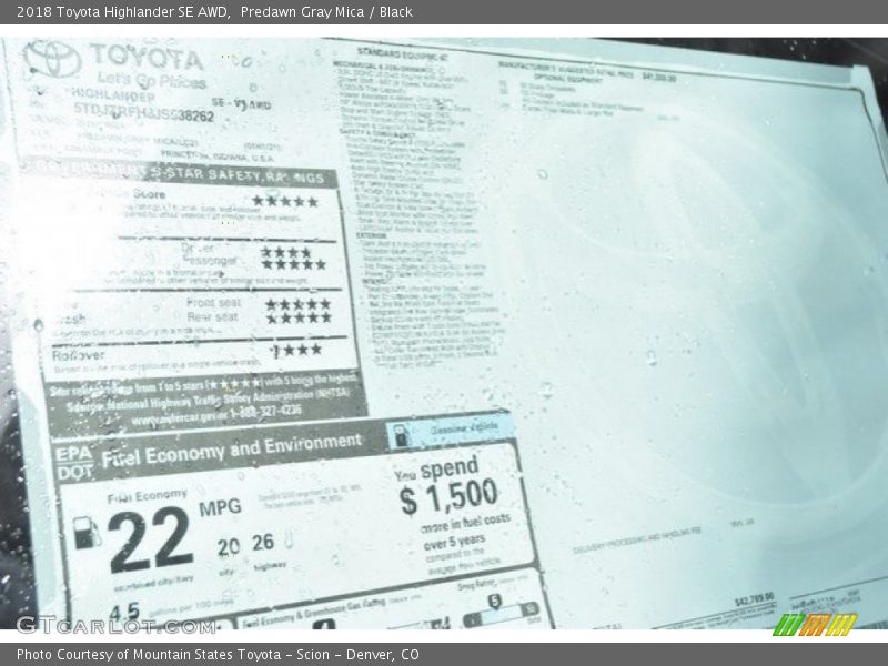 Predawn Gray Mica / Black 2018 Toyota Highlander SE AWD