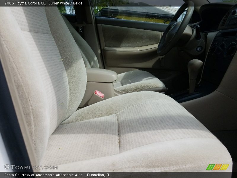 Super White / Beige 2006 Toyota Corolla CE