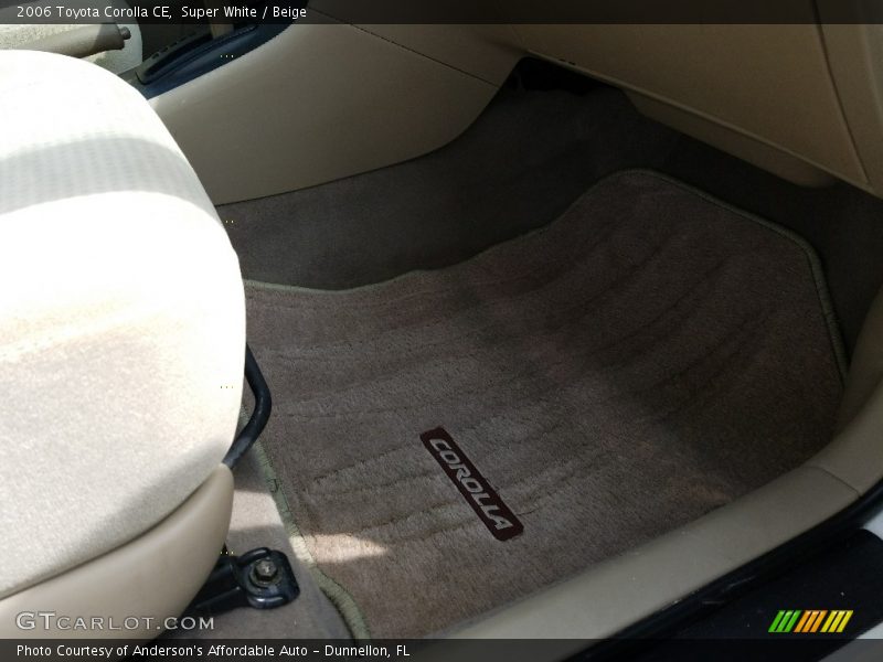 Super White / Beige 2006 Toyota Corolla CE