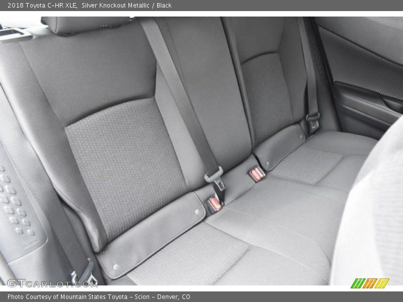 Silver Knockout Metallic / Black 2018 Toyota C-HR XLE