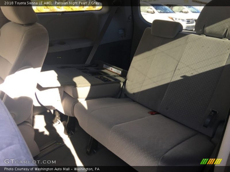 Parisian Night Pearl / Gray 2018 Toyota Sienna LE AWD