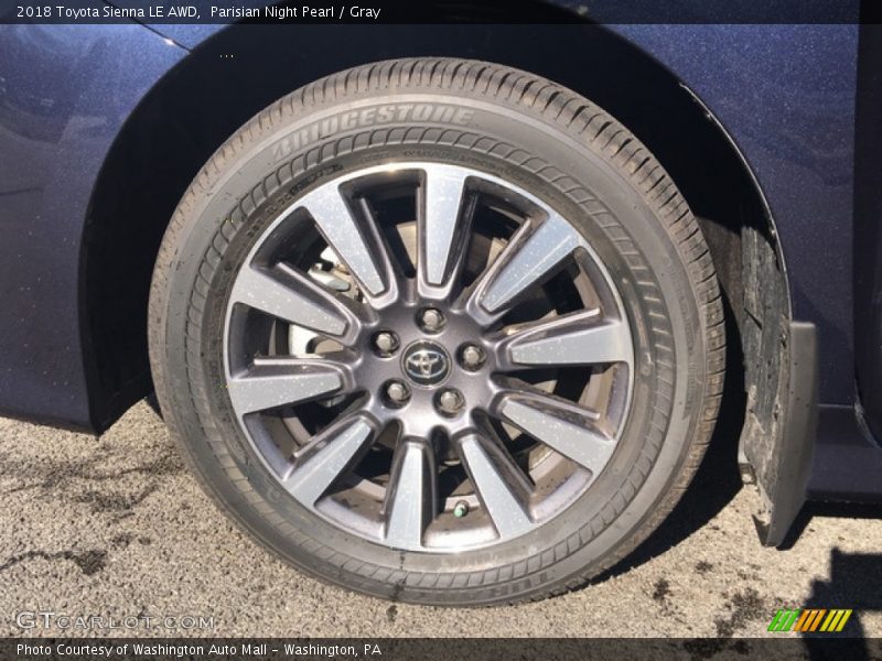 Parisian Night Pearl / Gray 2018 Toyota Sienna LE AWD