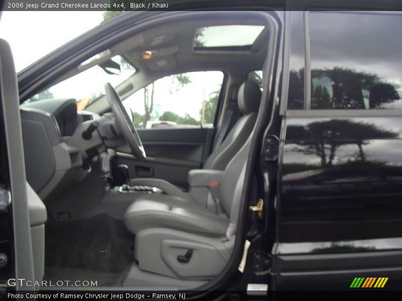 Black / Khaki 2006 Jeep Grand Cherokee Laredo 4x4