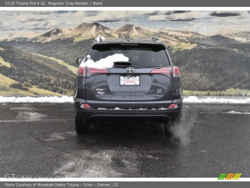 Magnetic Gray Metallic / Black 2018 Toyota RAV4 LE