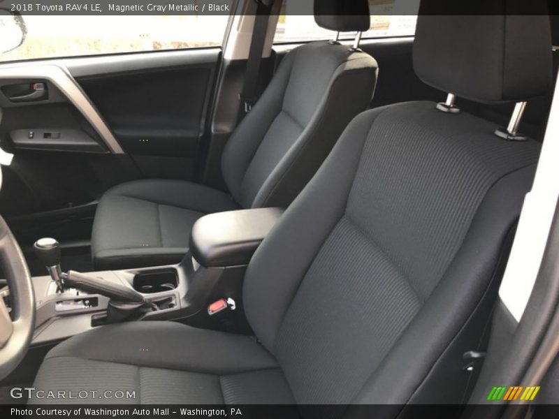 Magnetic Gray Metallic / Black 2018 Toyota RAV4 LE