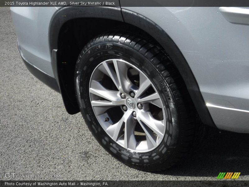 Silver Sky Metallic / Black 2015 Toyota Highlander XLE AWD