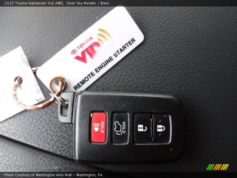 Silver Sky Metallic / Black 2015 Toyota Highlander XLE AWD