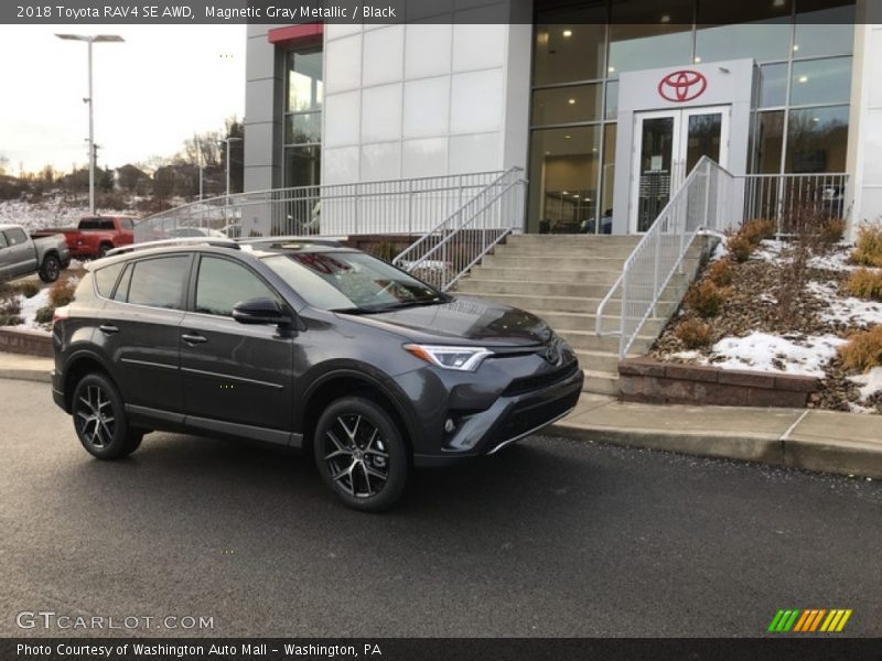 Magnetic Gray Metallic / Black 2018 Toyota RAV4 SE AWD