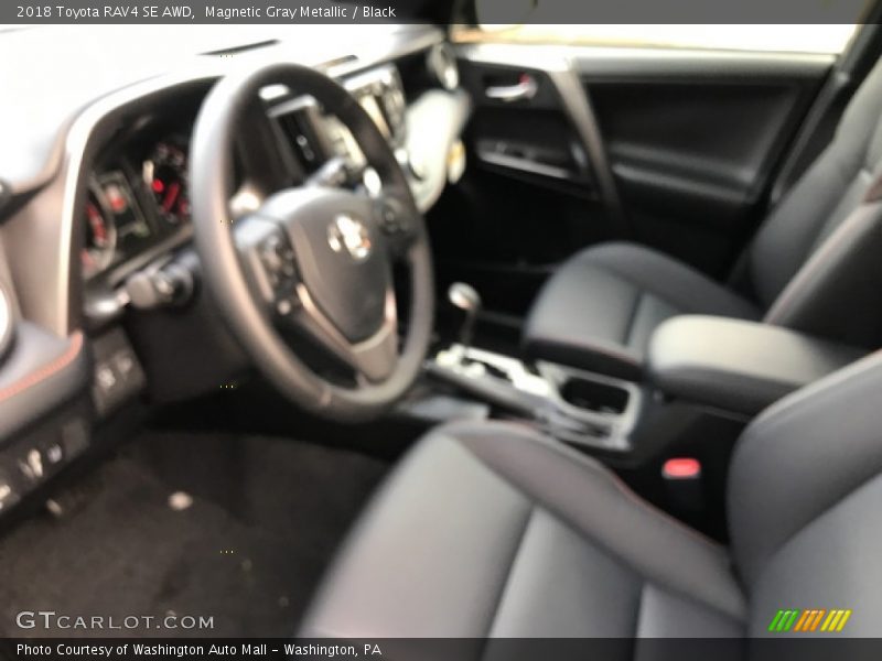 Magnetic Gray Metallic / Black 2018 Toyota RAV4 SE AWD