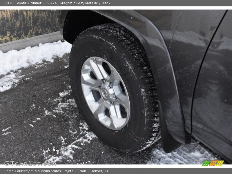 Magnetic Gray Metallic / Black 2018 Toyota 4Runner SR5 4x4