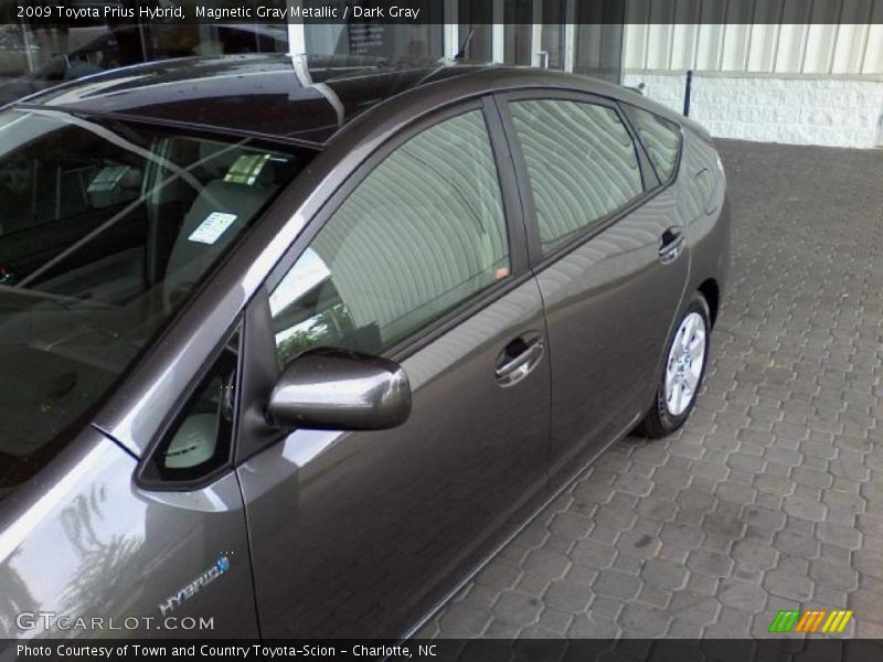 Magnetic Gray Metallic / Dark Gray 2009 Toyota Prius Hybrid