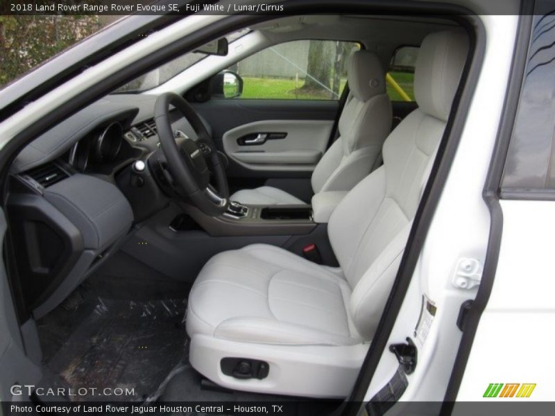  2018 Range Rover Evoque SE Lunar/Cirrus Interior