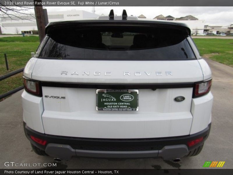 Fuji White / Lunar/Cirrus 2018 Land Rover Range Rover Evoque SE