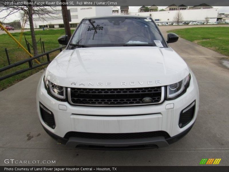 Fuji White / Lunar/Cirrus 2018 Land Rover Range Rover Evoque SE