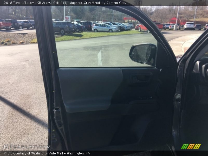 Magnetic Gray Metallic / Cement Gray 2018 Toyota Tacoma SR Access Cab 4x4