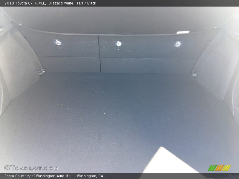 Blizzard White Pearl / Black 2018 Toyota C-HR XLE