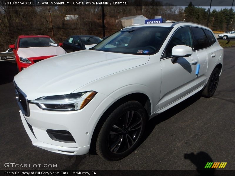 Crystal White Metallic / Charcoal 2018 Volvo XC60 T5 AWD Momentum