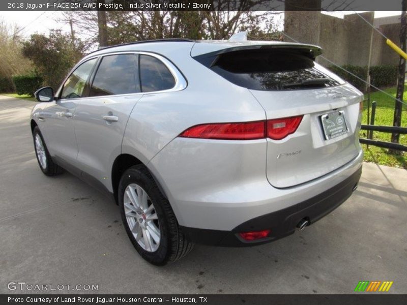 Indus Silver Metallic / Ebony 2018 Jaguar F-PACE 25t AWD Prestige