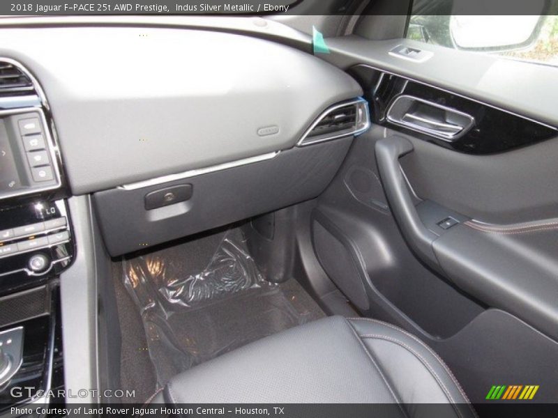Indus Silver Metallic / Ebony 2018 Jaguar F-PACE 25t AWD Prestige