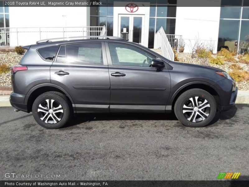 Magnetic Gray Metallic / Black 2018 Toyota RAV4 LE