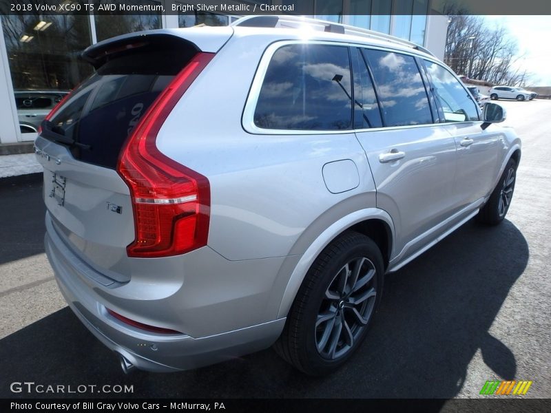 Bright Silver Metallic / Charcoal 2018 Volvo XC90 T5 AWD Momentum