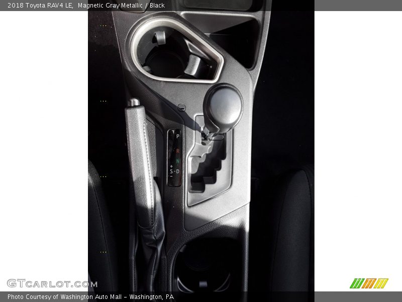 Magnetic Gray Metallic / Black 2018 Toyota RAV4 LE