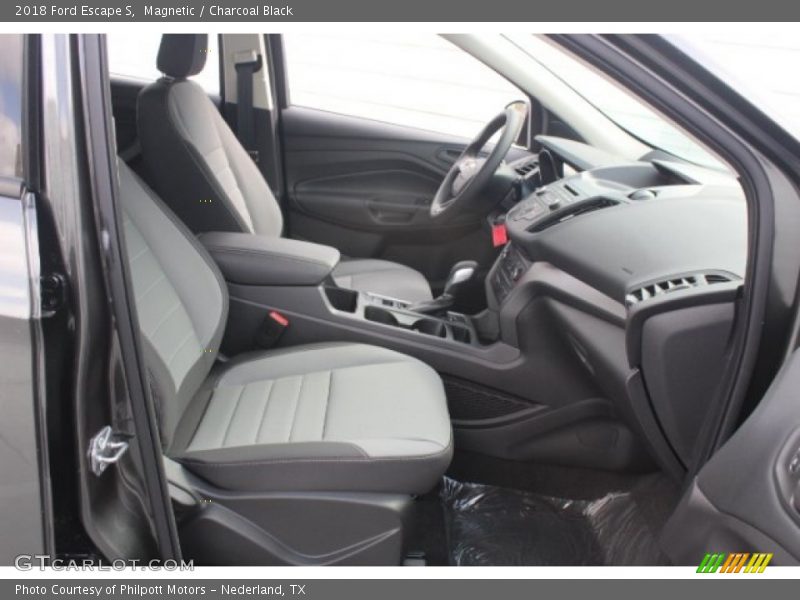 Magnetic / Charcoal Black 2018 Ford Escape S