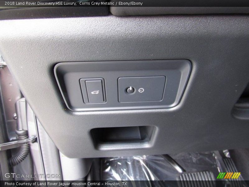 Corris Grey Metallic / Ebony/Ebony 2018 Land Rover Discovery HSE Luxury