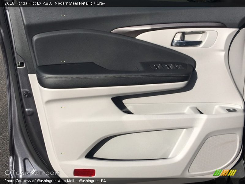 Modern Steel Metallic / Gray 2018 Honda Pilot EX AWD