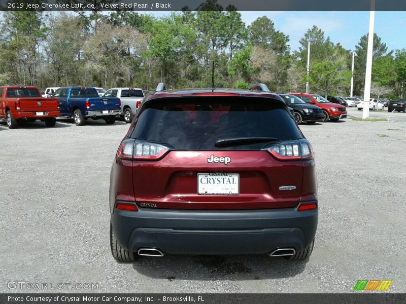 Velvet Red Pearl / Black 2019 Jeep Cherokee Latitude