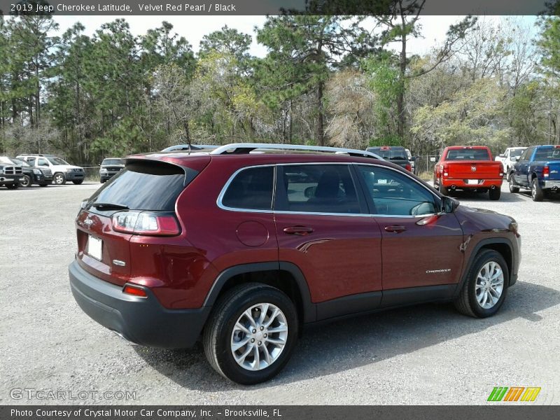 Velvet Red Pearl / Black 2019 Jeep Cherokee Latitude
