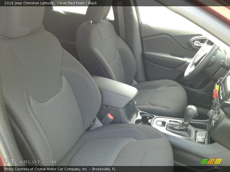 Velvet Red Pearl / Black 2019 Jeep Cherokee Latitude
