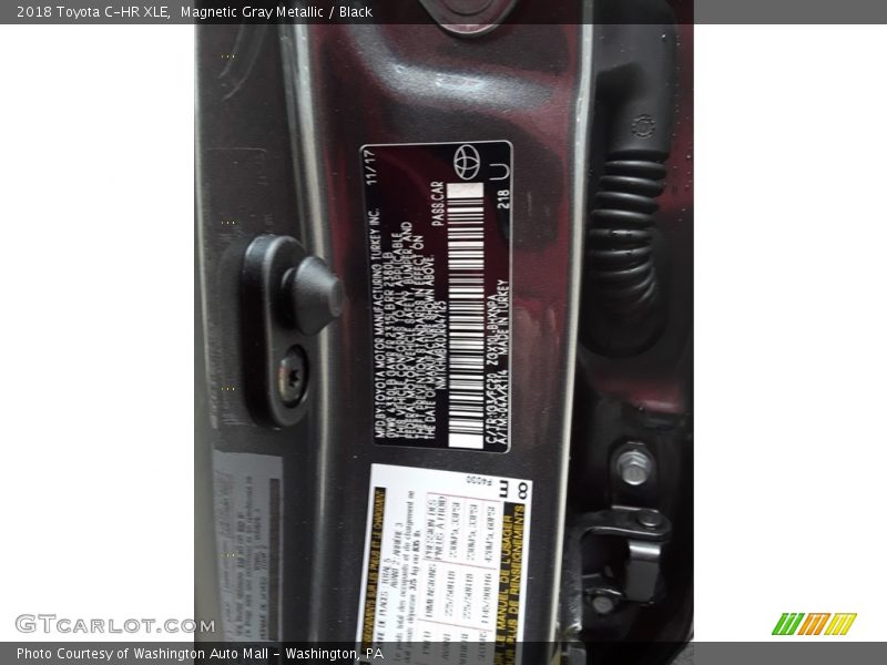 Magnetic Gray Metallic / Black 2018 Toyota C-HR XLE