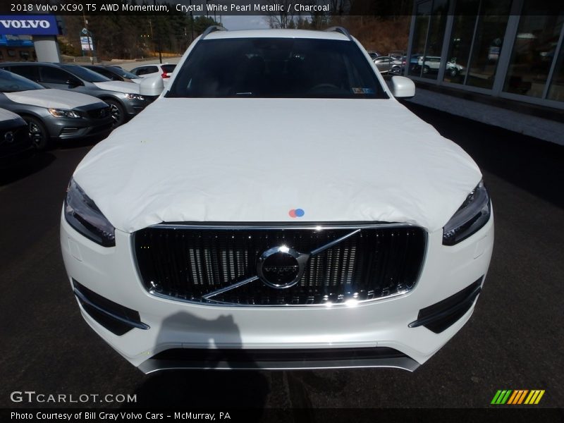 Crystal White Pearl Metallic / Charcoal 2018 Volvo XC90 T5 AWD Momentum