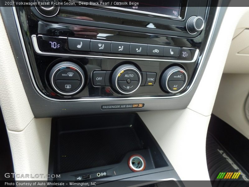 Deep Black Pearl / Cornsilk Beige 2017 Volkswagen Passat R-Line Sedan