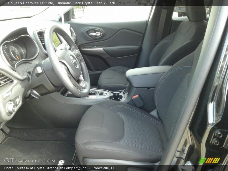 Diamond Black Crystal Pearl / Black 2019 Jeep Cherokee Latitude