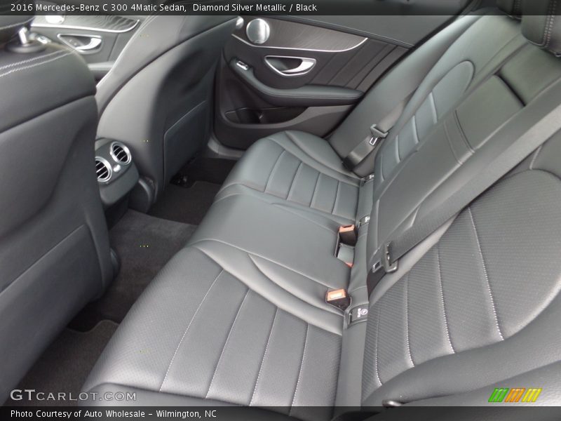Diamond Silver Metallic / Black 2016 Mercedes-Benz C 300 4Matic Sedan