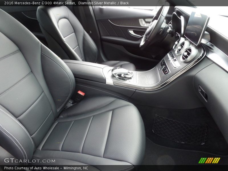 Diamond Silver Metallic / Black 2016 Mercedes-Benz C 300 4Matic Sedan