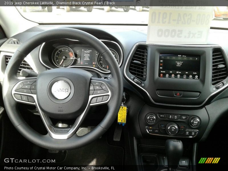 Diamond Black Crystal Pearl / Black 2019 Jeep Cherokee Latitude