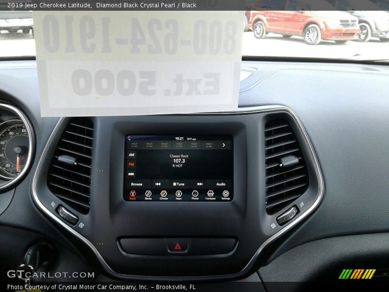 Controls of 2019 Cherokee Latitude