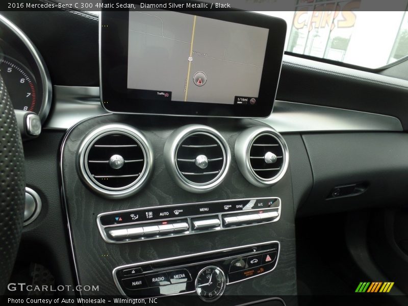 Diamond Silver Metallic / Black 2016 Mercedes-Benz C 300 4Matic Sedan