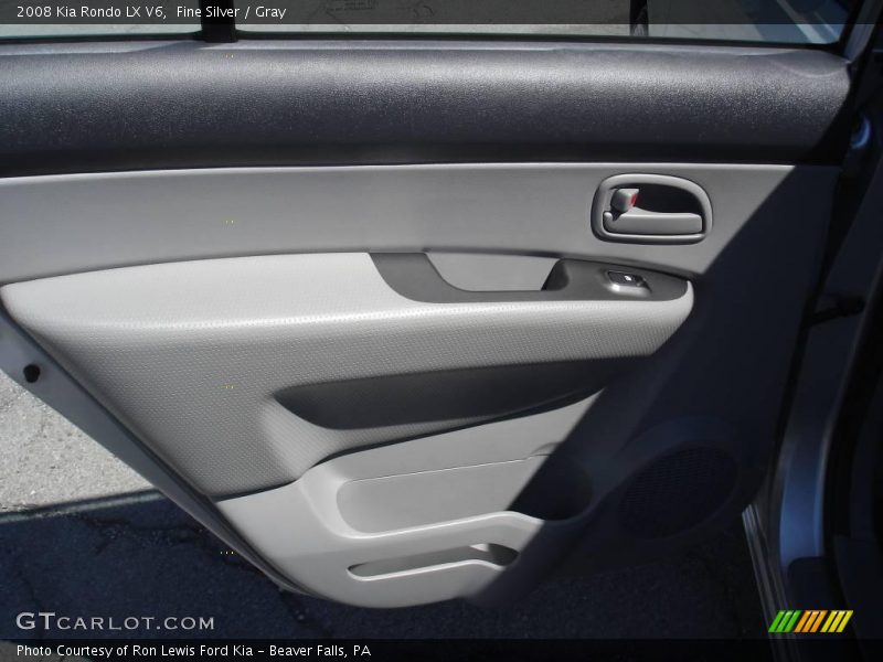 Fine Silver / Gray 2008 Kia Rondo LX V6