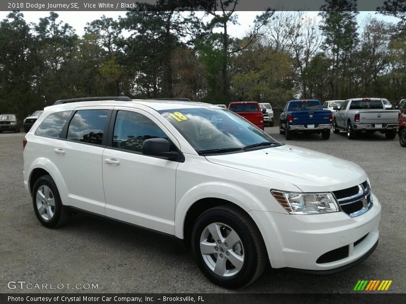 Vice White / Black 2018 Dodge Journey SE